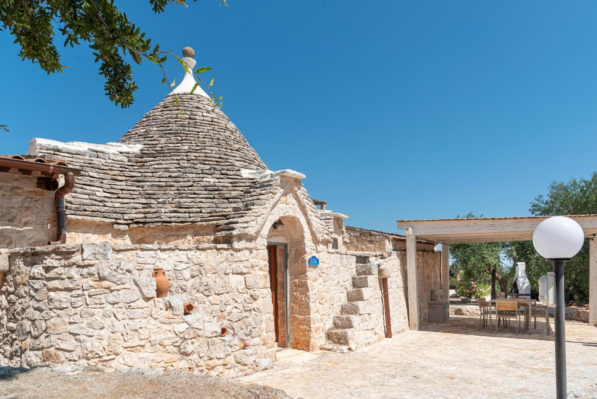 Trullo Fantastico Villa Castellana Grotte Eksteriør bilde
